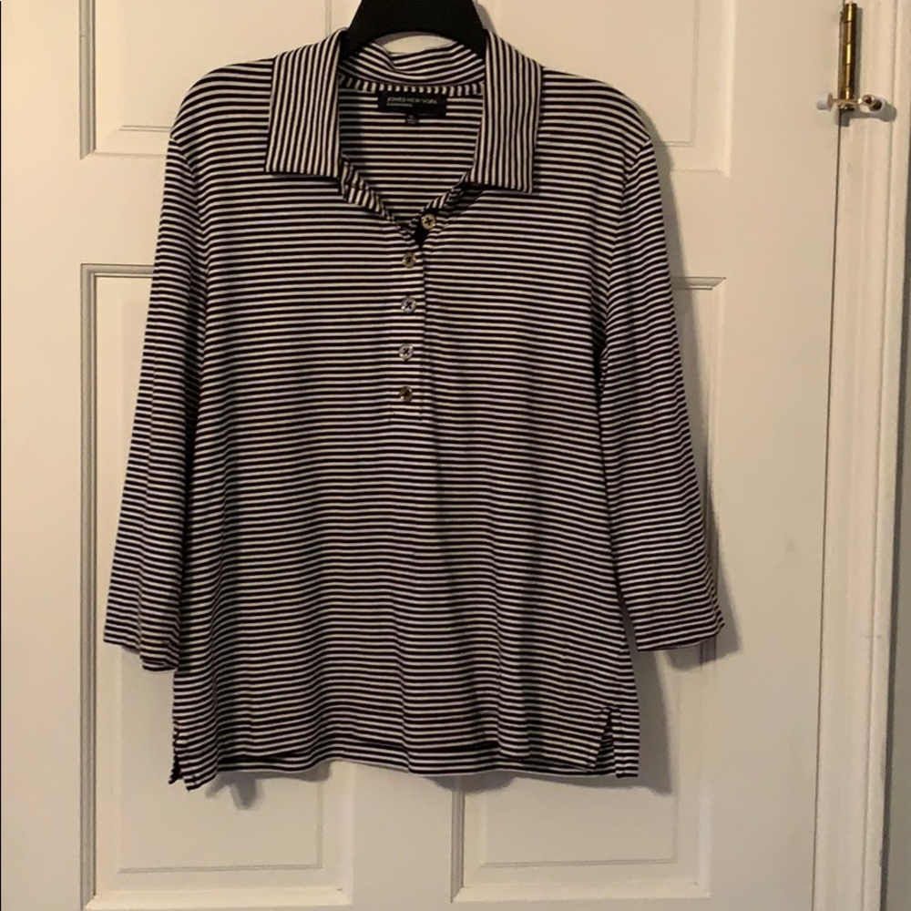 Jones NY blk&wht stripped shirt. SZ XL